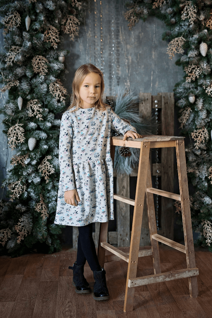 Suknelė "Gėlių puokštės"