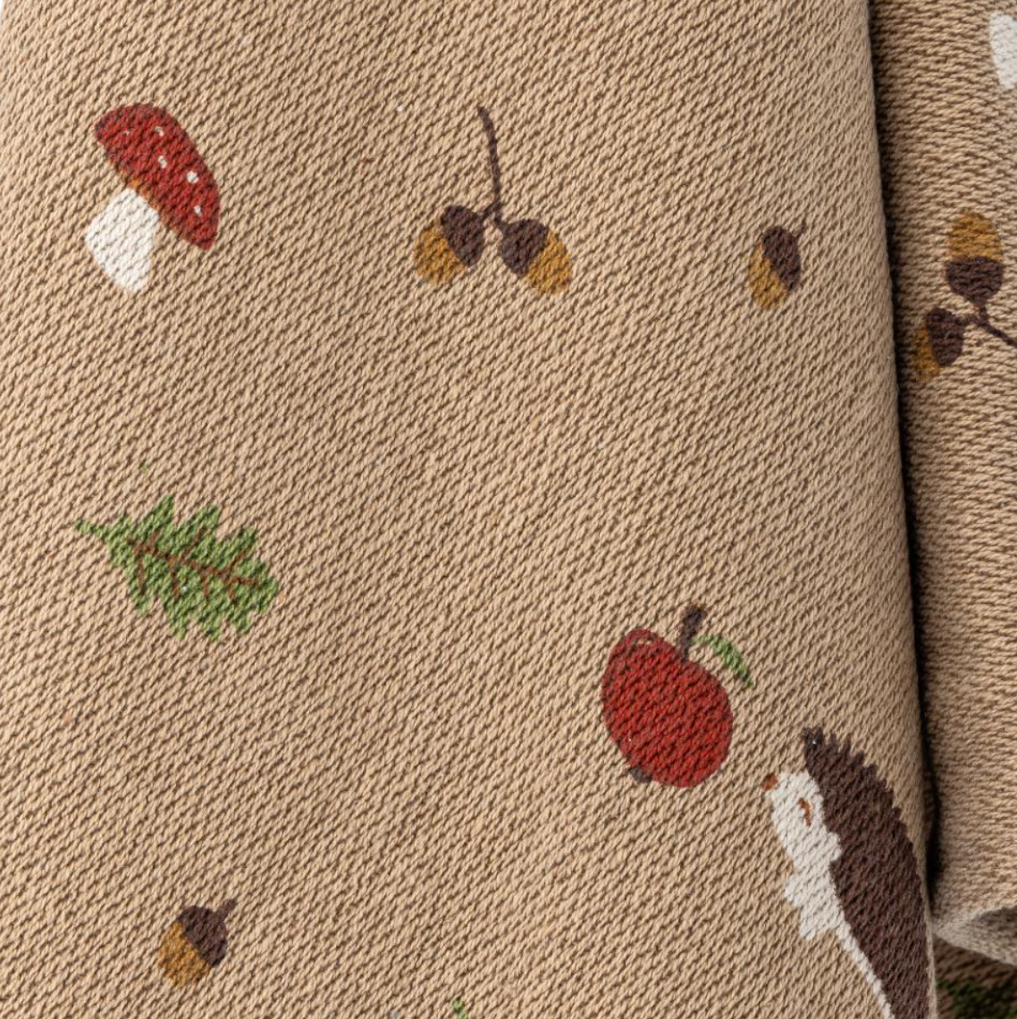 Fall užklotas, perdirbta medvilnė, miško motyvas