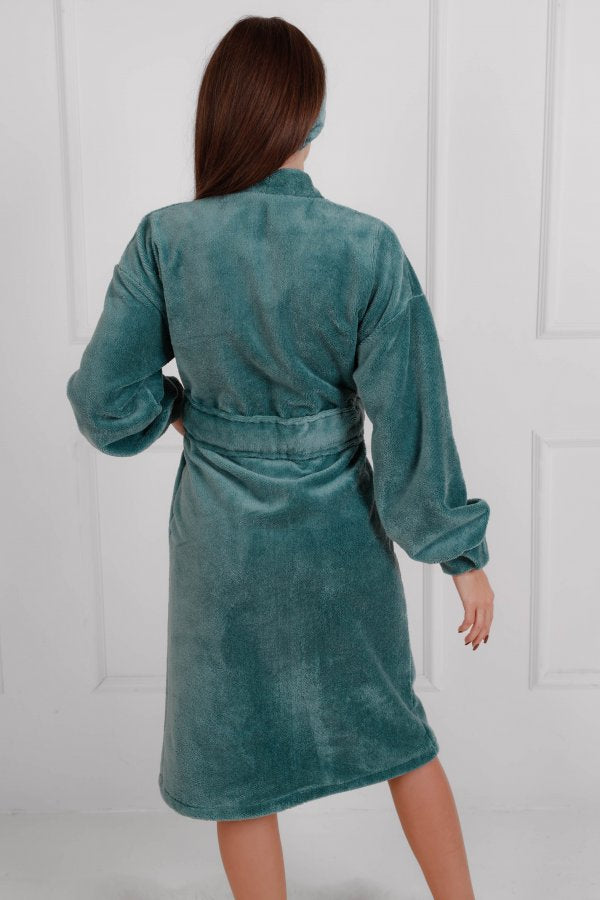 Minkštas žalias chalatas iš bambuko frotės