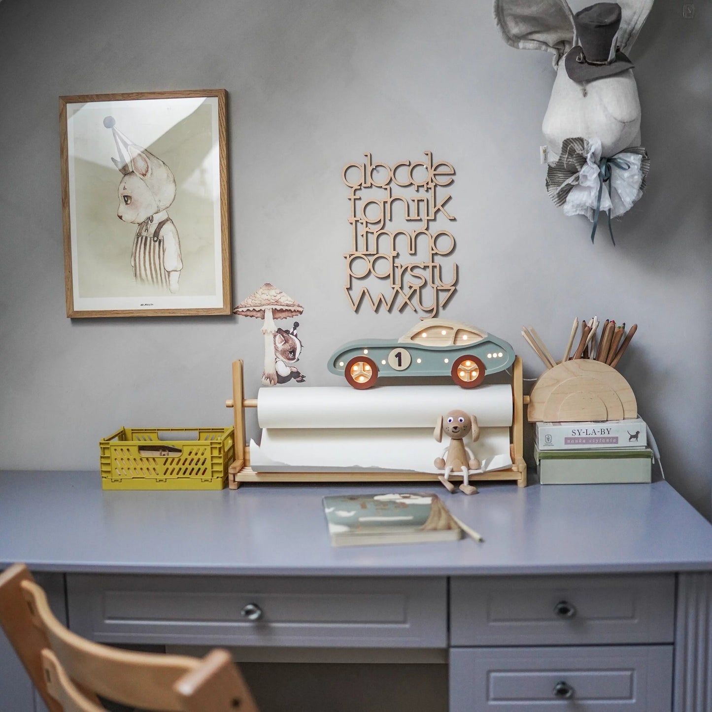 Medinis šviestuvas "Žalias automobilis"