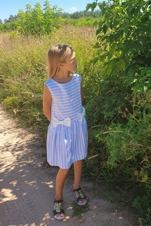 Lininė suknelė "Jūros bangos"