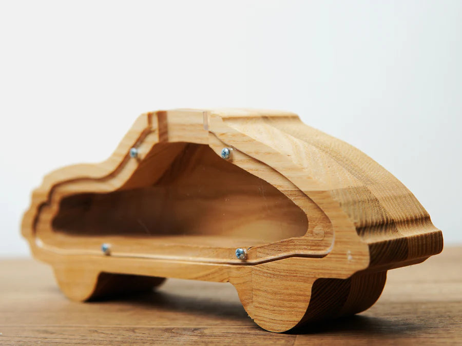 Didelė medinė taupyklė „Automobilis“ (Galimas graviravimas)