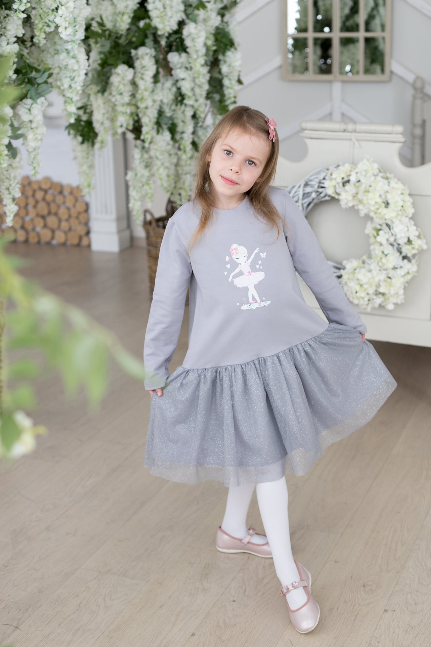 Suknelė "Blizganti balerina" (Įvairių spalvų)