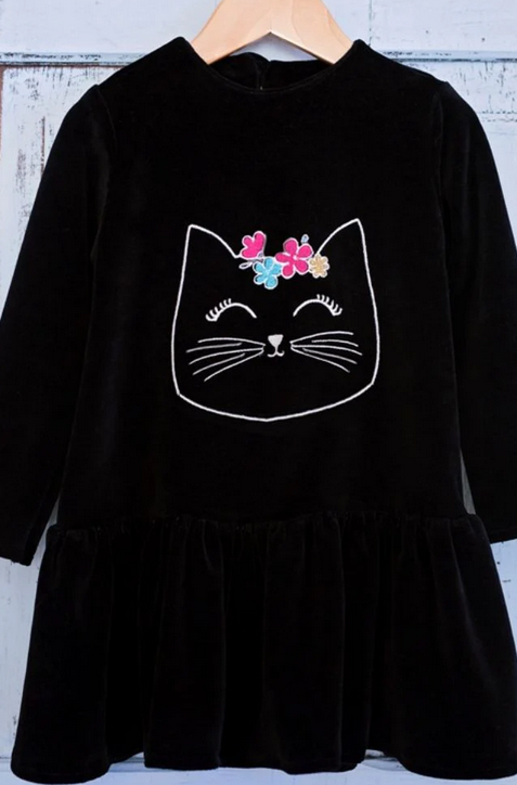 Siuvinėta veliūrinė suknelė "Pasipuošusi katytė" (Įvairių spalvų)