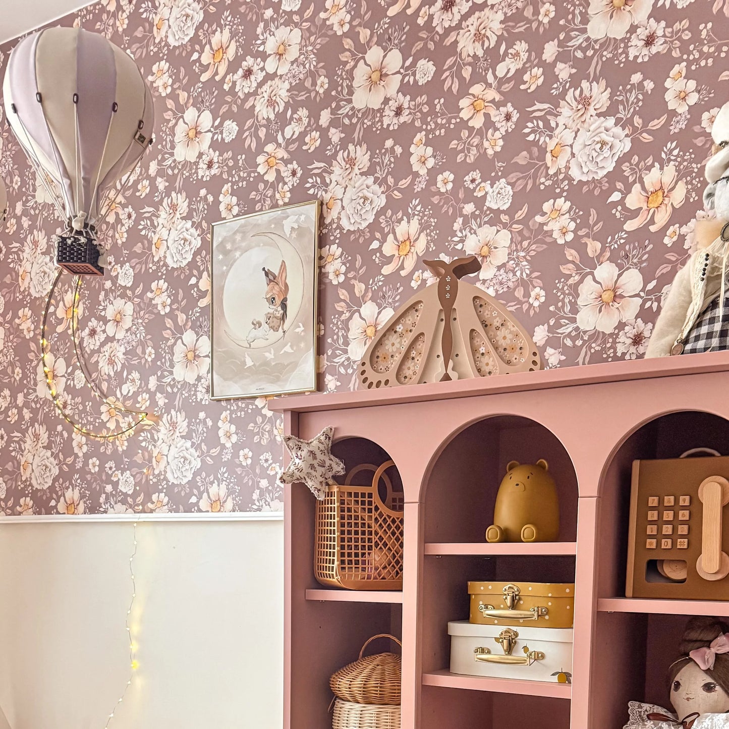 Medinis šviestuvas "Šviesus drugelis"