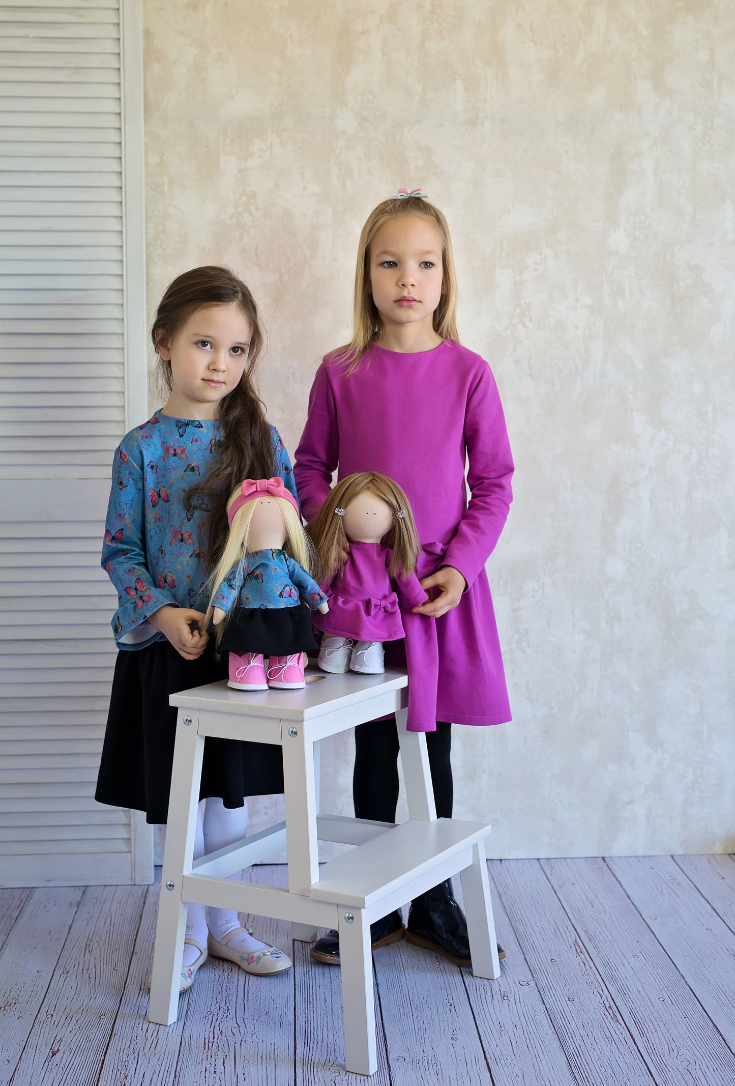 Suknelė "Kaspinas" (Įvairių spalvų)