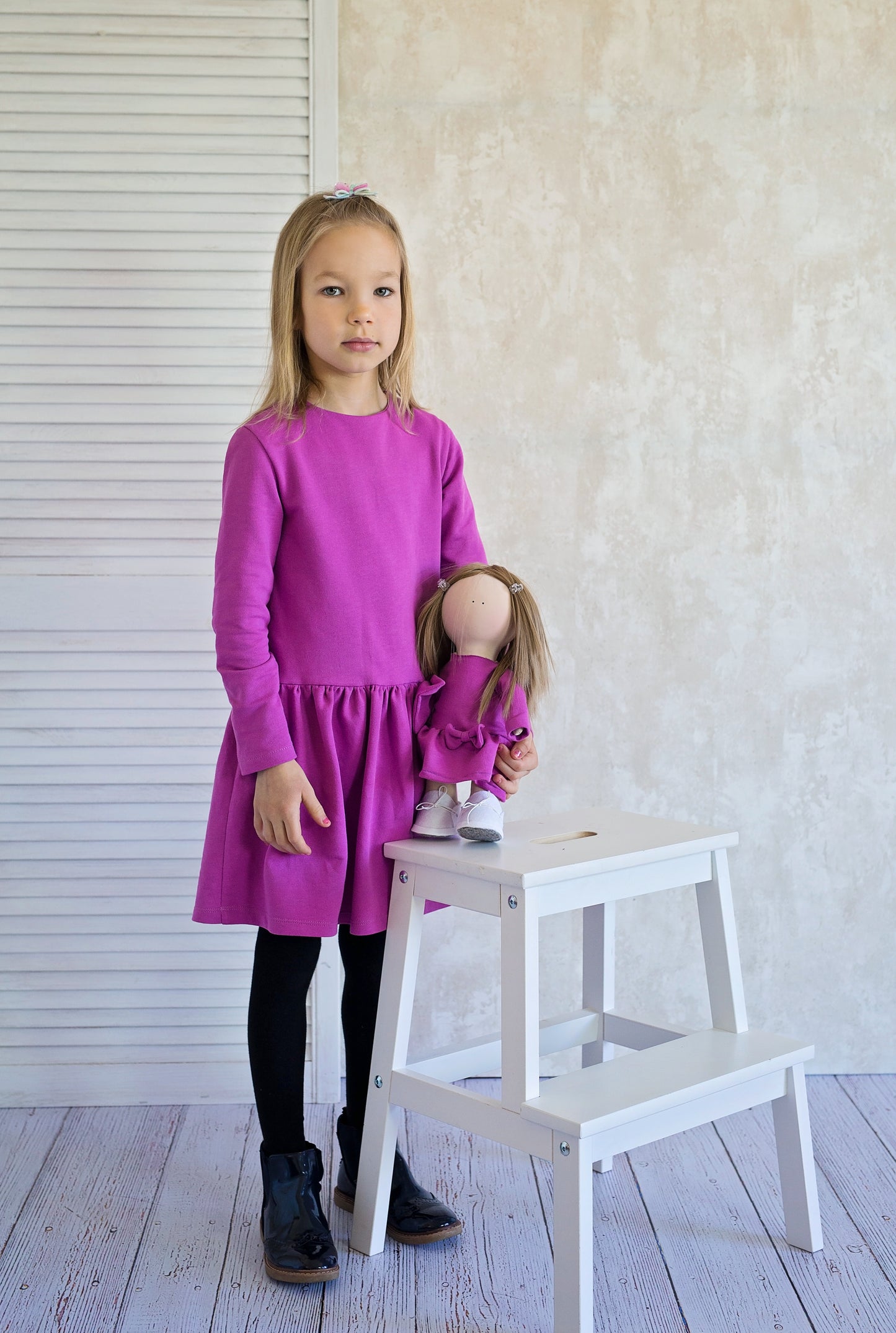 Suknelė "Kaspinas" (Įvairių spalvų)