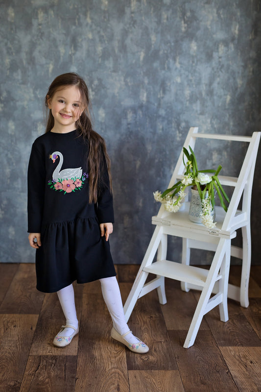 Siuvinėta suknelė "Baltoji gulbė" (Įvairių spalvų)