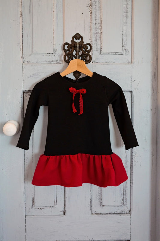 Suknelė "Nėriniuotas kaspinėlis" (Įvairių spalvų)