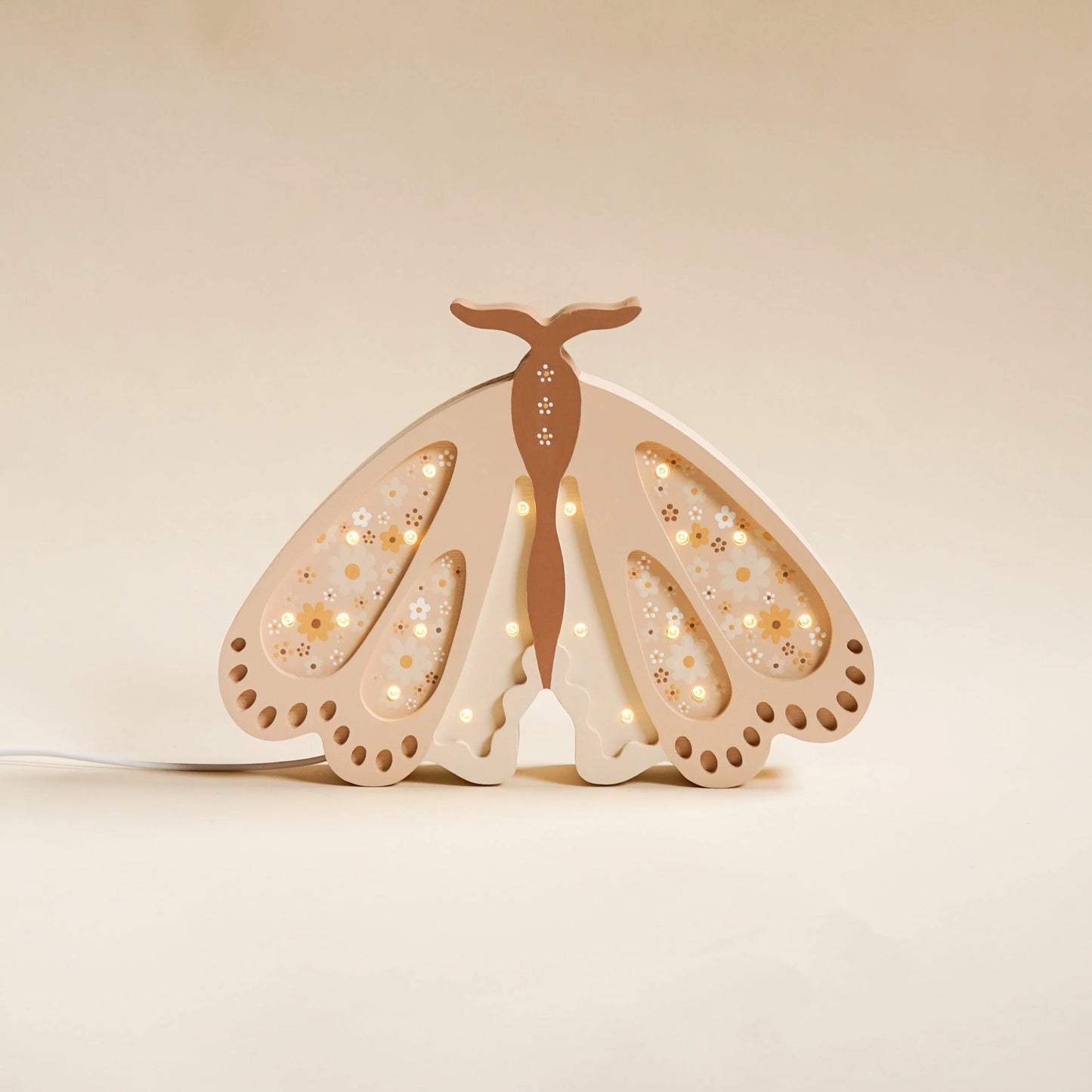 Medinis šviestuvas "Šviesus drugelis"