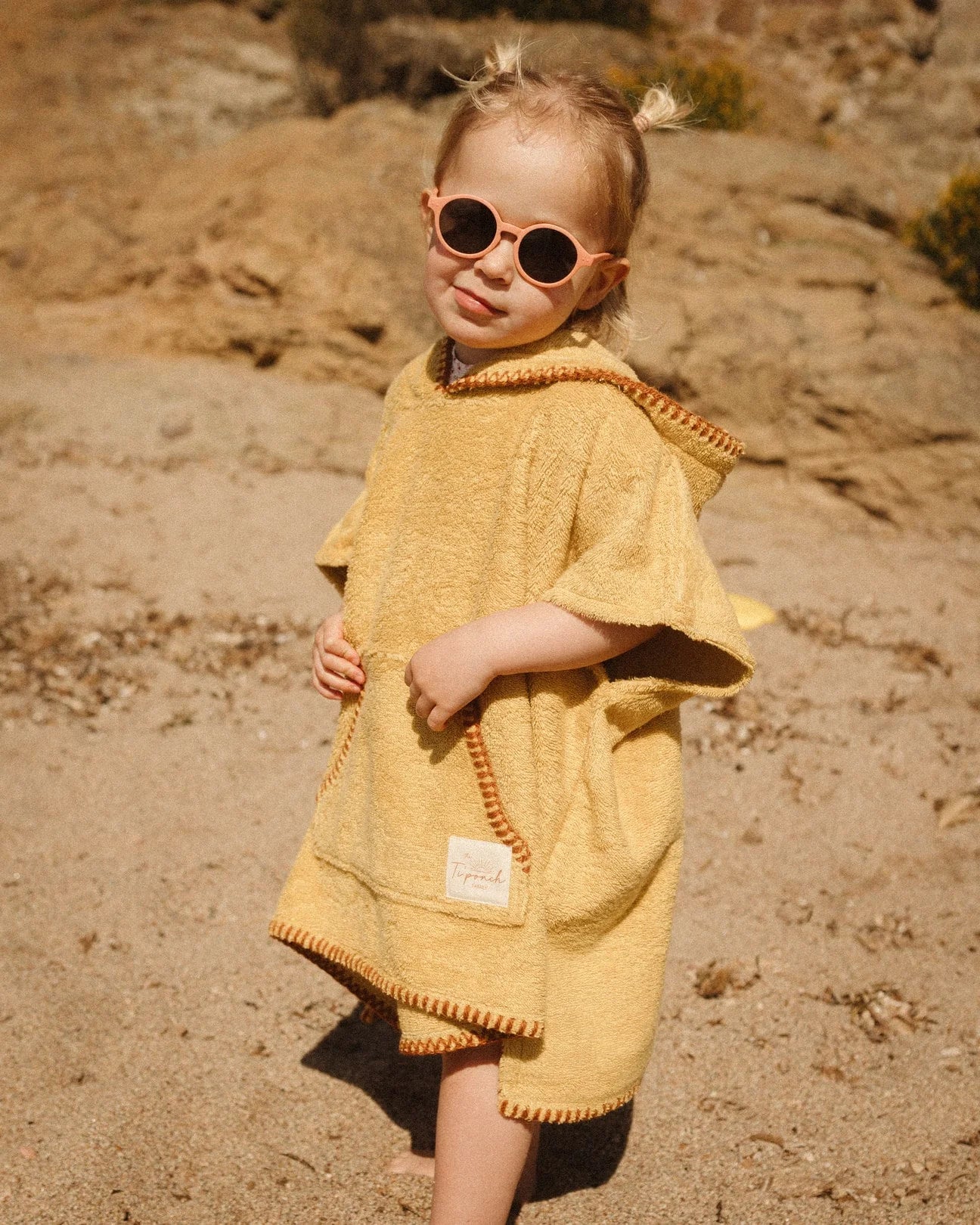 Vaikiškas pončas iš minkšto kilpinio audinio