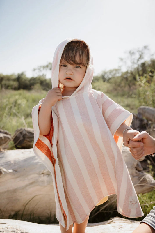 Vaikiškas pončas iš minkšto audinio